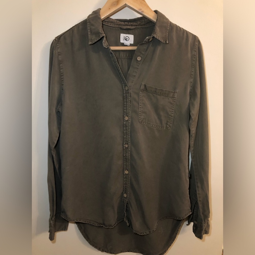 Tentree Army Green Button Up Blouse